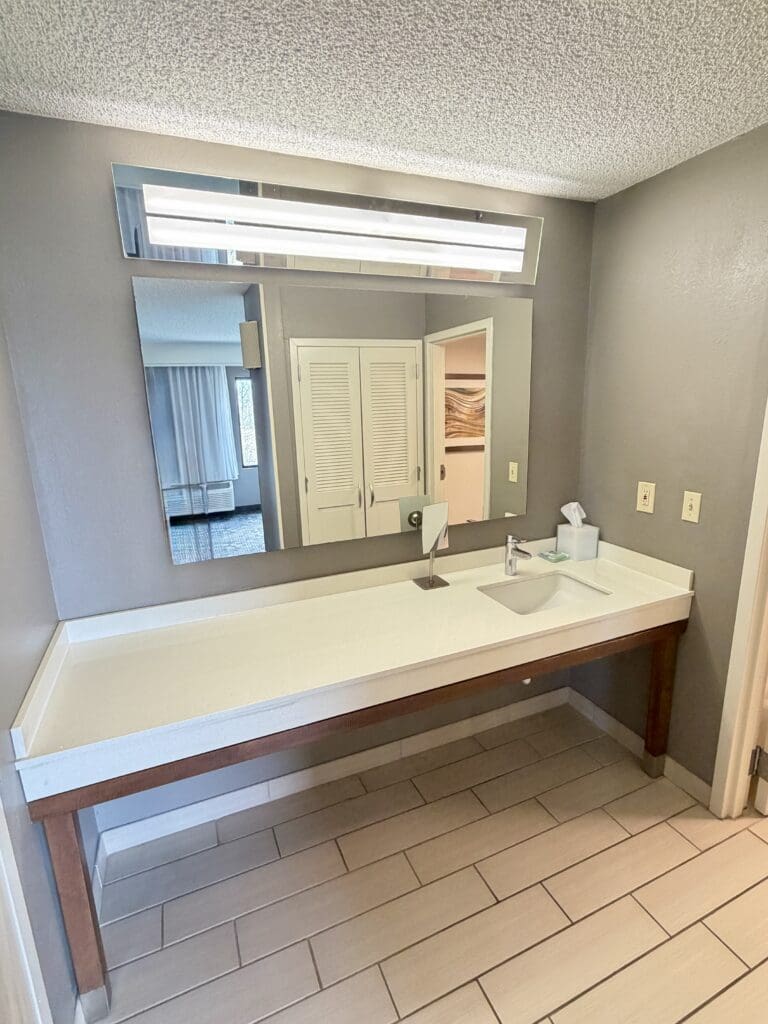 Courtyard CVG South 21