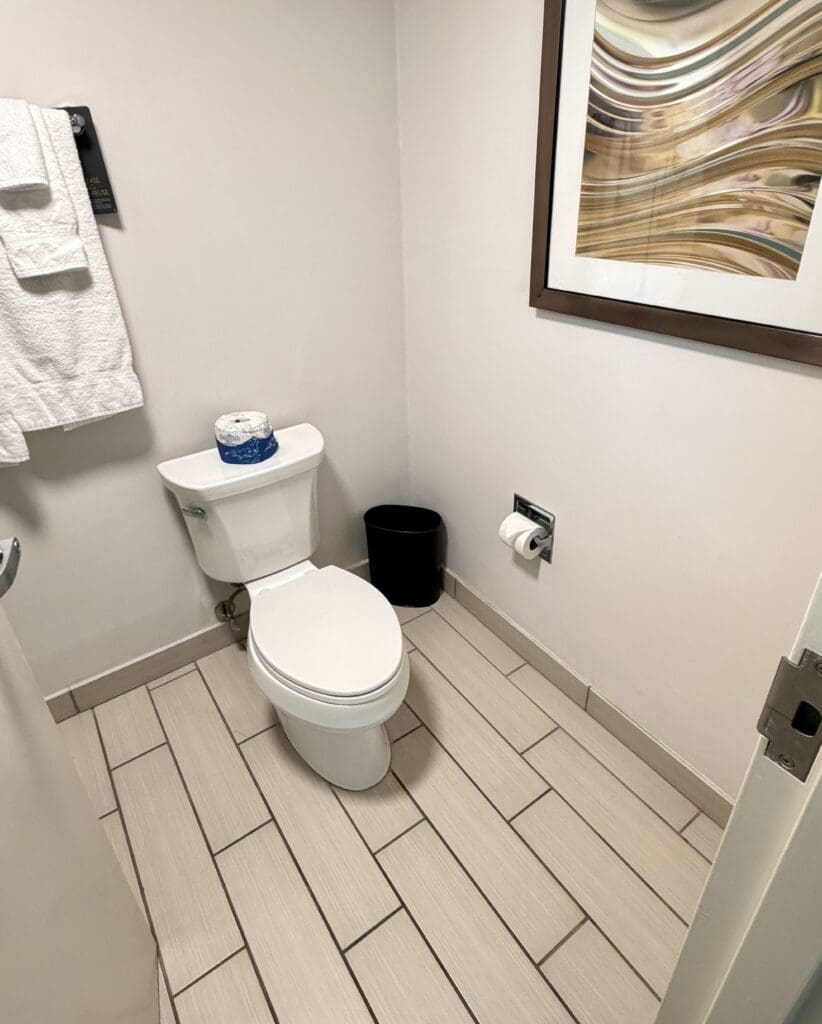 Courtyard CVG South 25