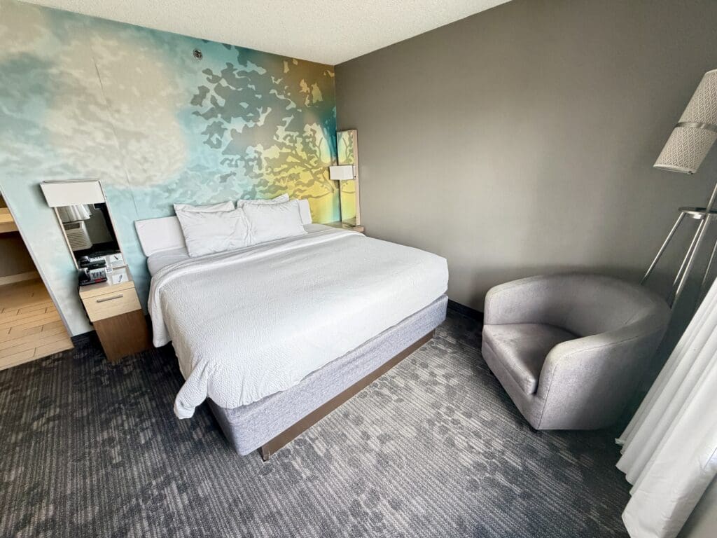 Courtyard CVG South 27