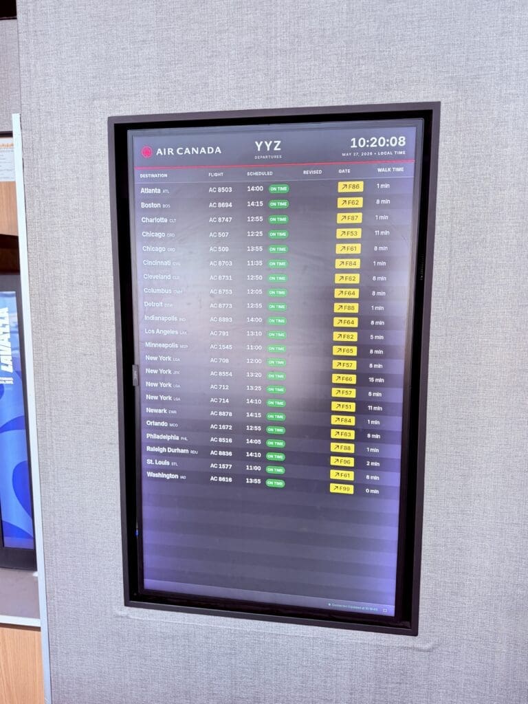 AC Lounge Express YYZ 3