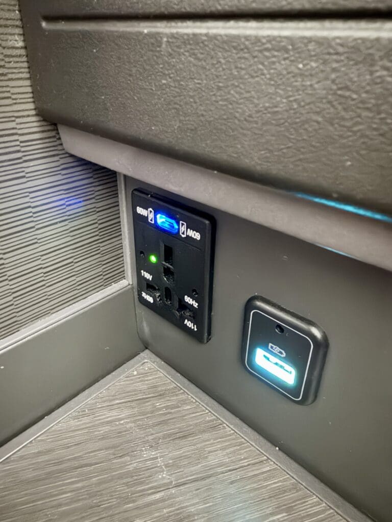 AA Flight 54 ORD-LHR 19