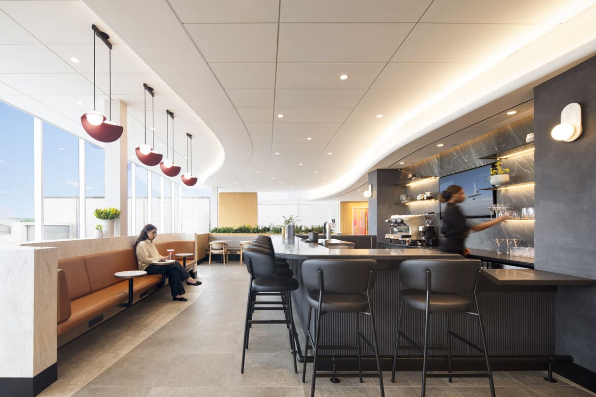 Air Canada YQB Cafe