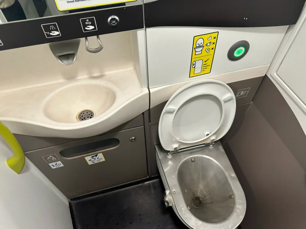 Eurostar Premier Lavatory