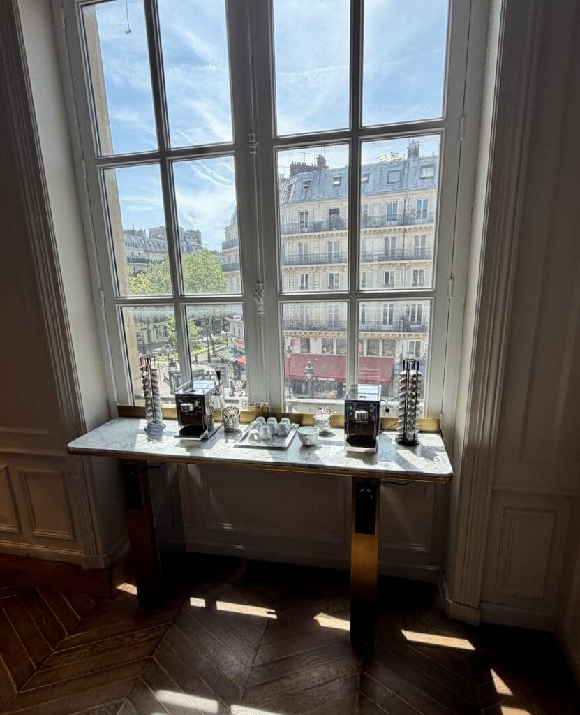 Eurostar Premier Paris 18