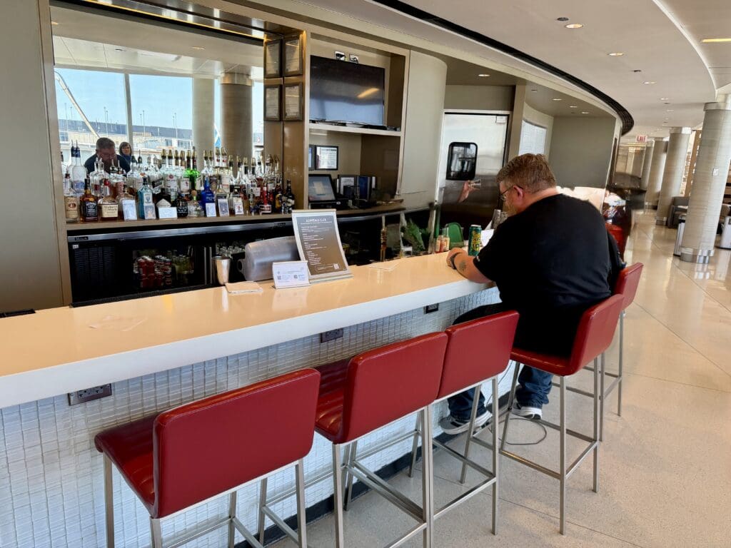 AA Admirals Club ORD G 17