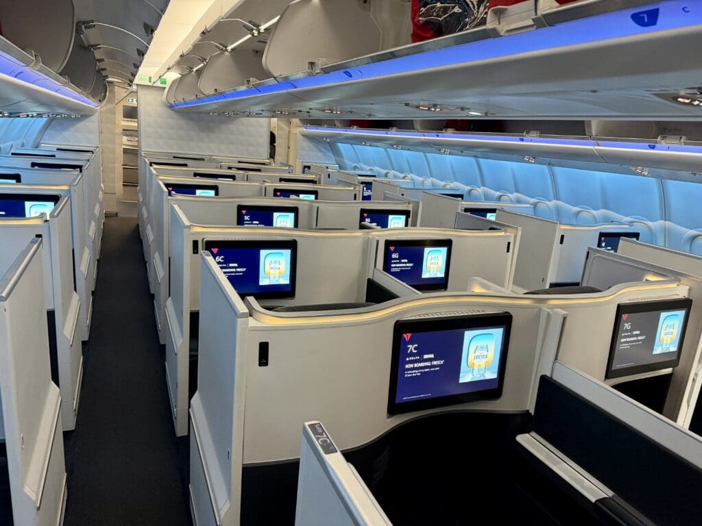 DL ATL-FCO 4