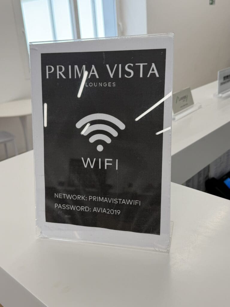 Prima Vista Lounge CAG 18